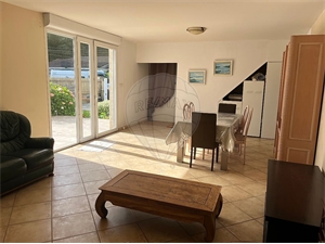 t6 et plus à la vente -   33700  MERIGNAC, surface 145 m2 vente t6 et plus - UBI477798290